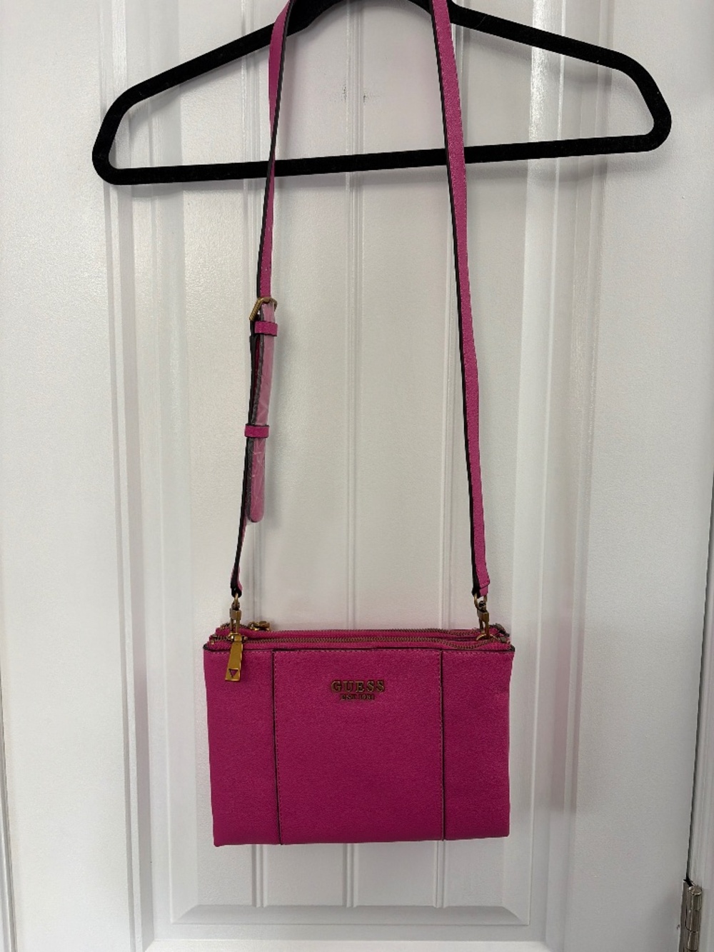 Fuchsia Guess purse